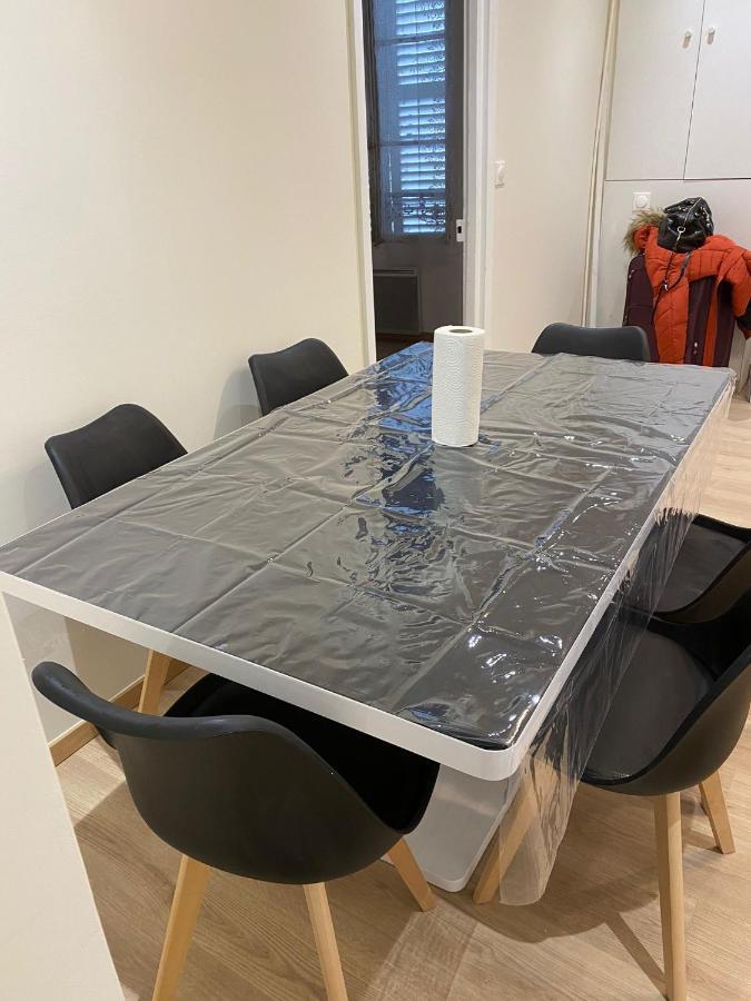 Grand F4 De 71M2 Pour 6 Personnes En Plein Centre Ville Arpajon Eksteriør bilde