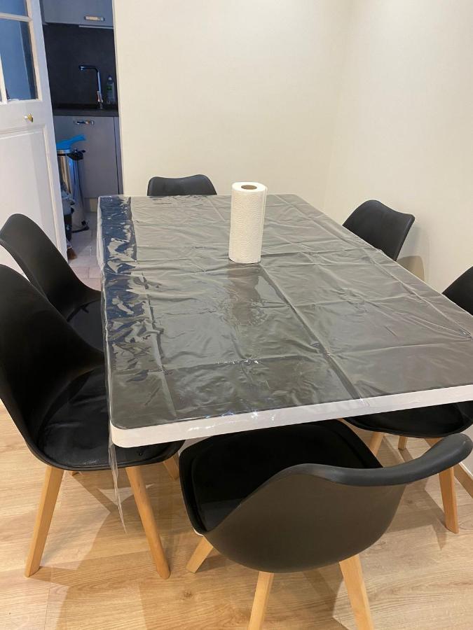 Grand F4 De 71M2 Pour 6 Personnes En Plein Centre Ville Arpajon Eksteriør bilde